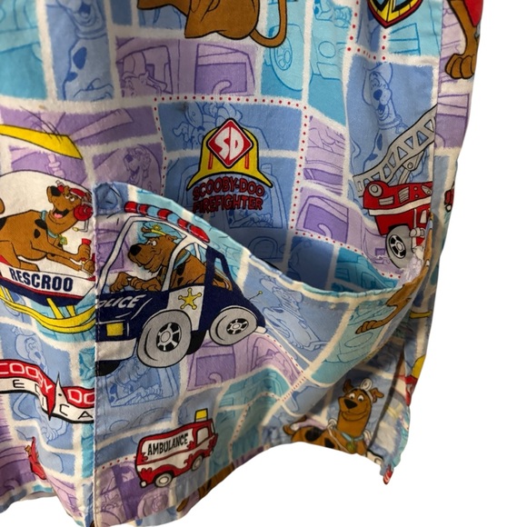 Scooby-Doo Cartoon Print Scrub Top Plus Size - Picture 3 of 3